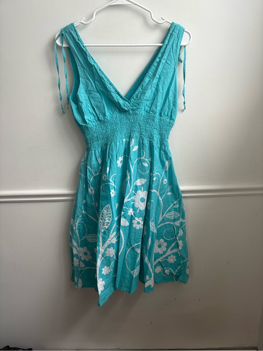Urban Heritage Teal Lace-Trim Camisole